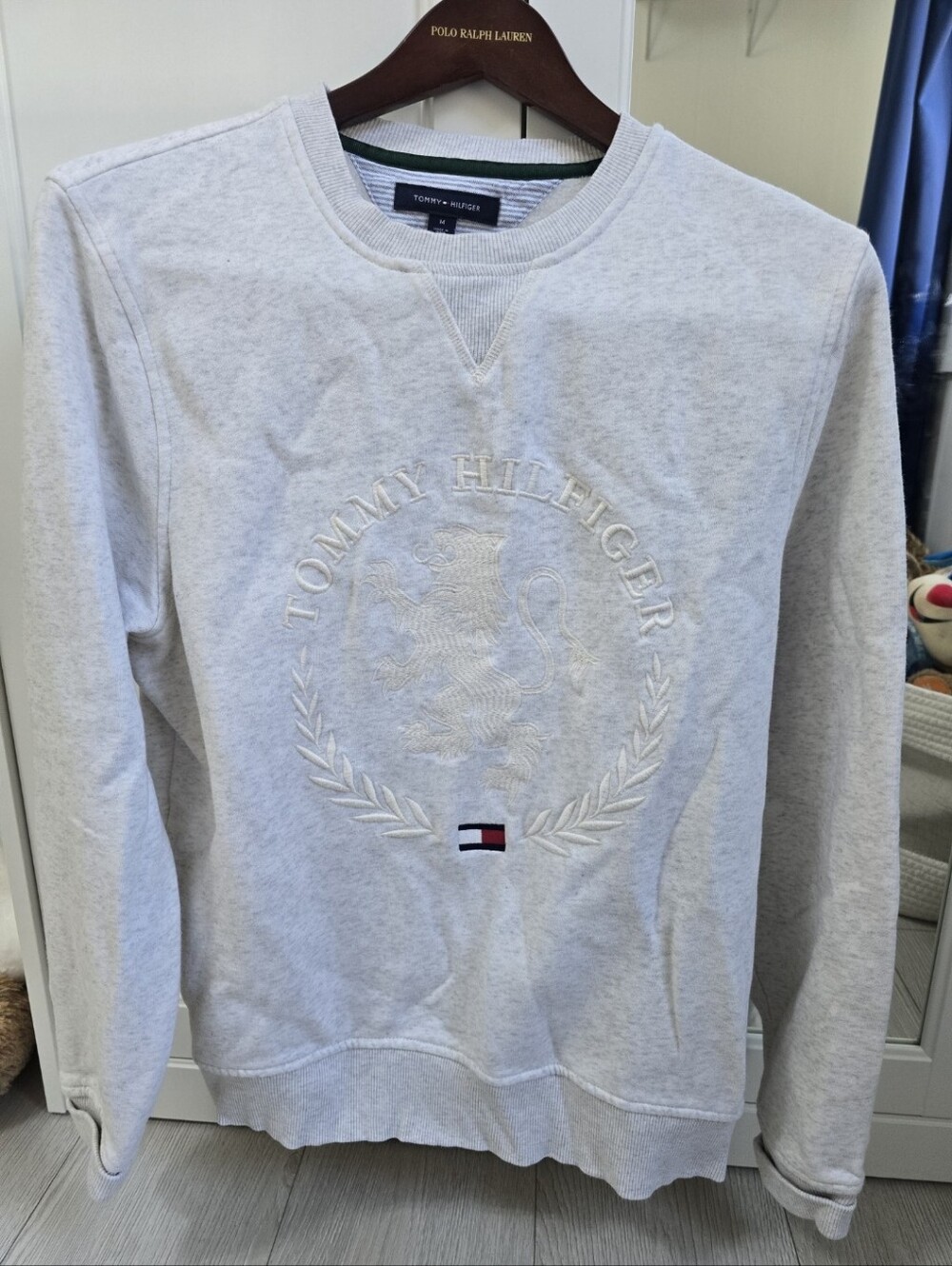 Michael Kors And Tommy Hilfiger Gray Crewneck Sweatshirts with Embroidered Crest